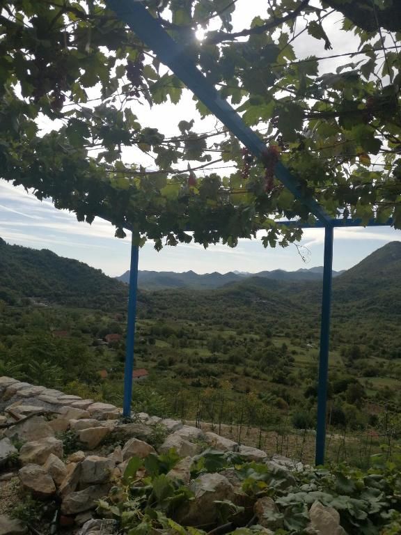 Дома для отпуска Old etno house HAPPY VILLAGE Цетине-98