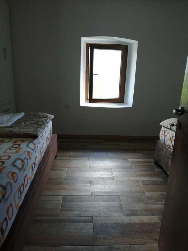 Дома для отпуска Old etno house HAPPY VILLAGE Цетине-19