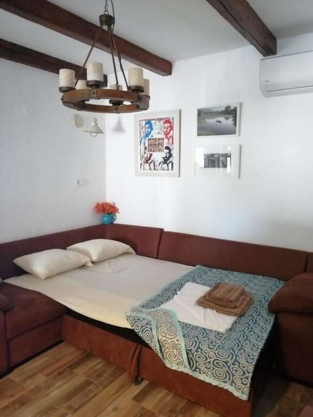 Дома для отпуска Old etno house HAPPY VILLAGE Цетине-27