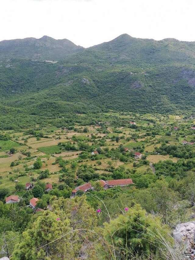 Дома для отпуска Old etno house HAPPY VILLAGE Цетине-35