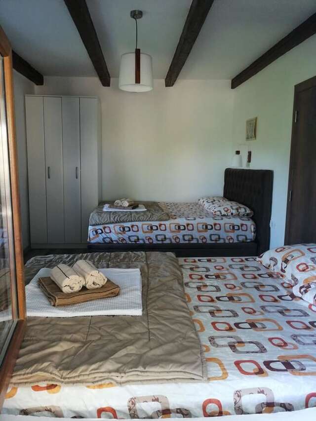 Дома для отпуска Old etno house HAPPY VILLAGE Цетине-39